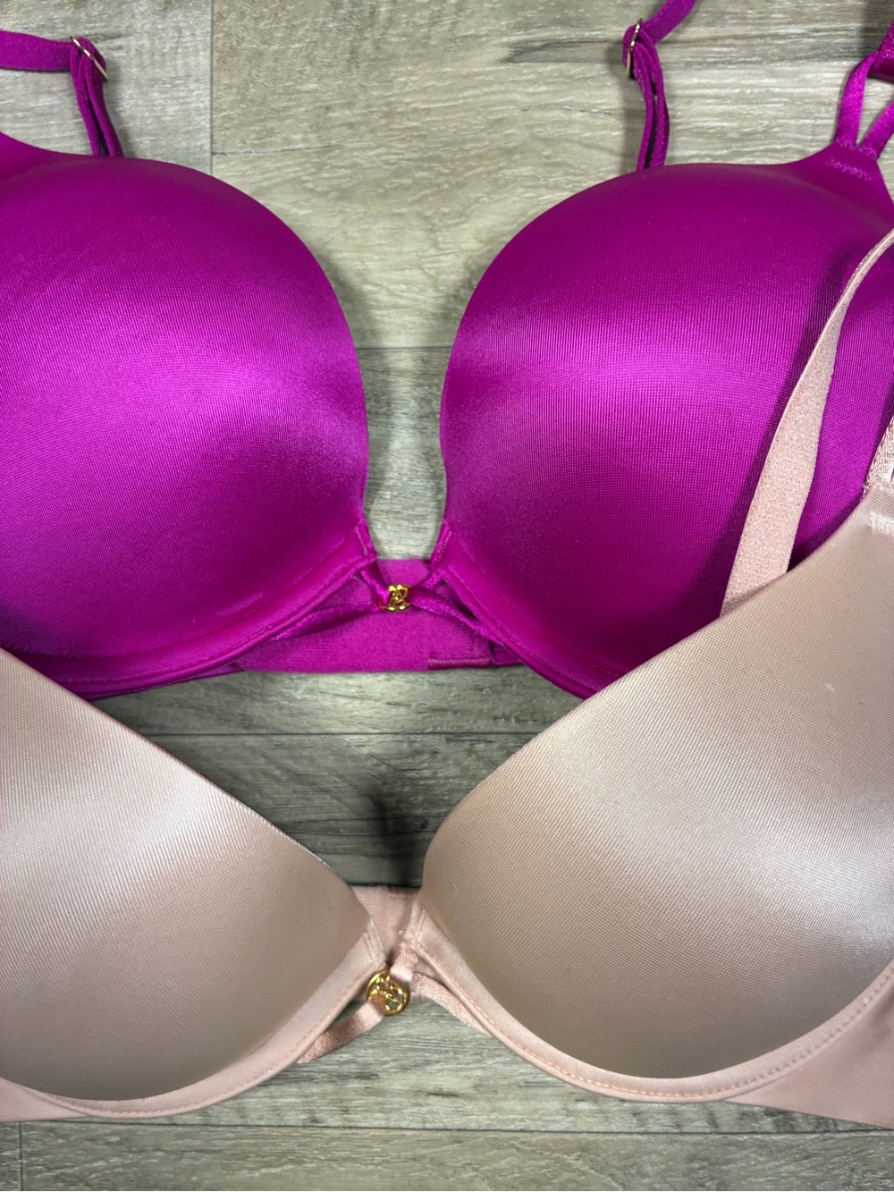 Victoria Secret 2 Satin Bombshell Push Up Plunge Bras - Picture 14 of 14
